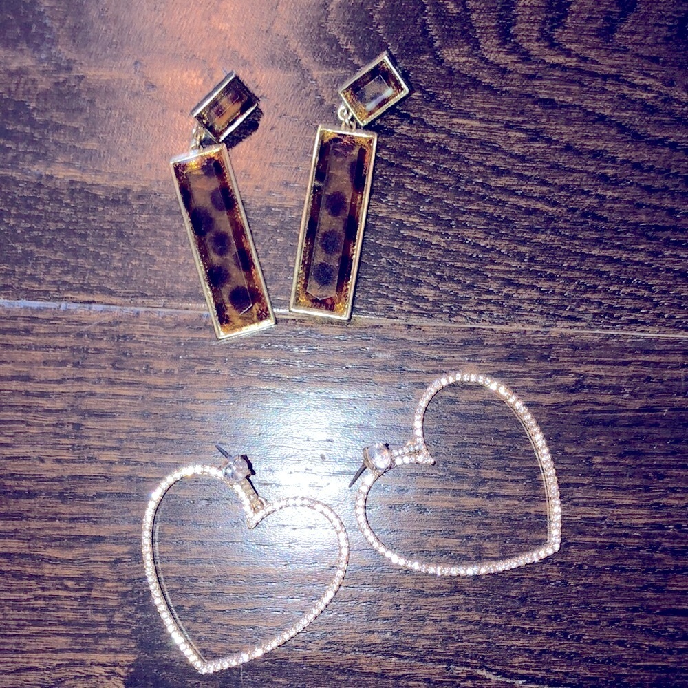 Set of leopard print and gold heart earring hoops